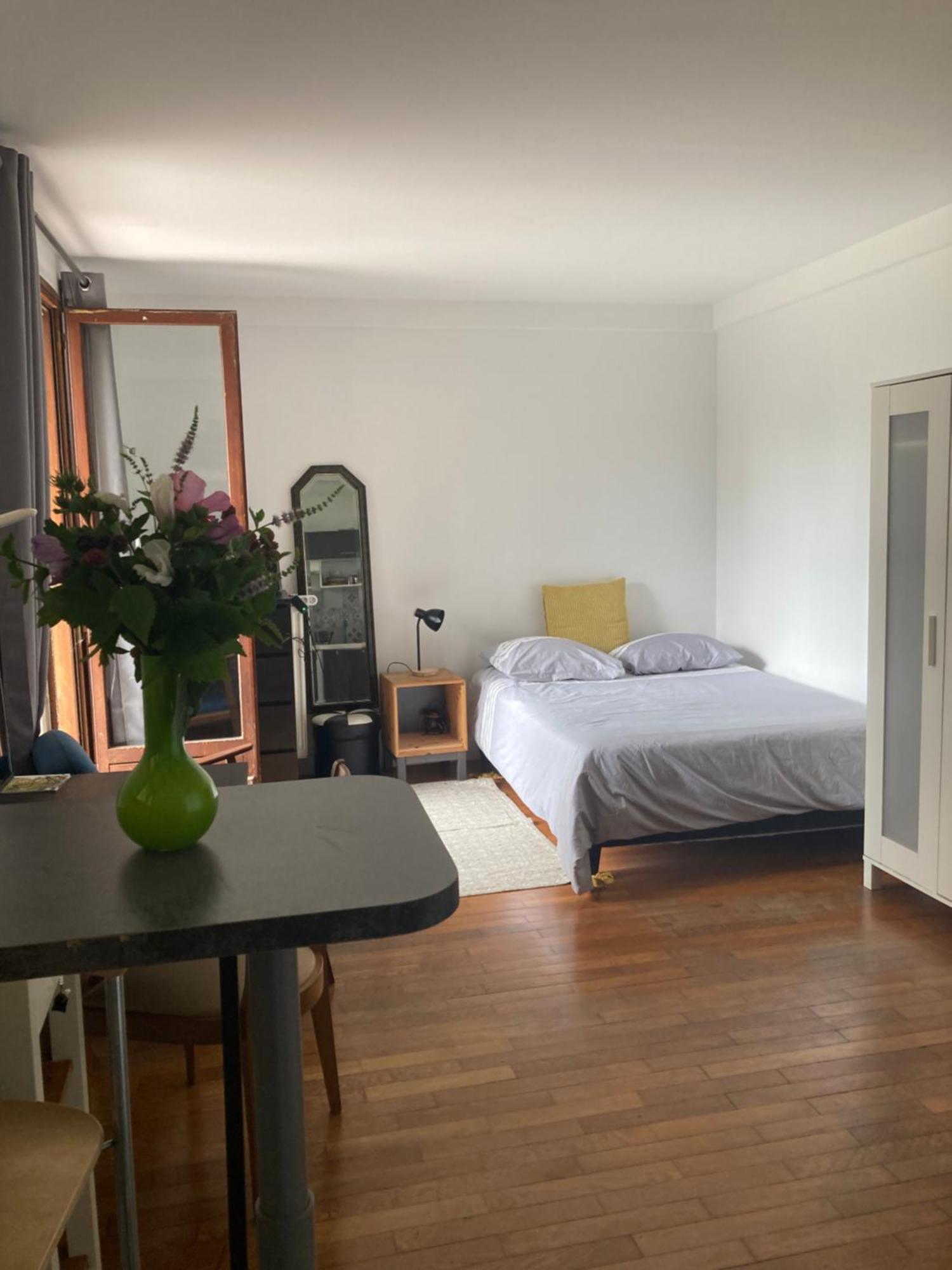 Studio Avec Terrasse Sur Jardin Fontenay-sous-Bois Esterno foto